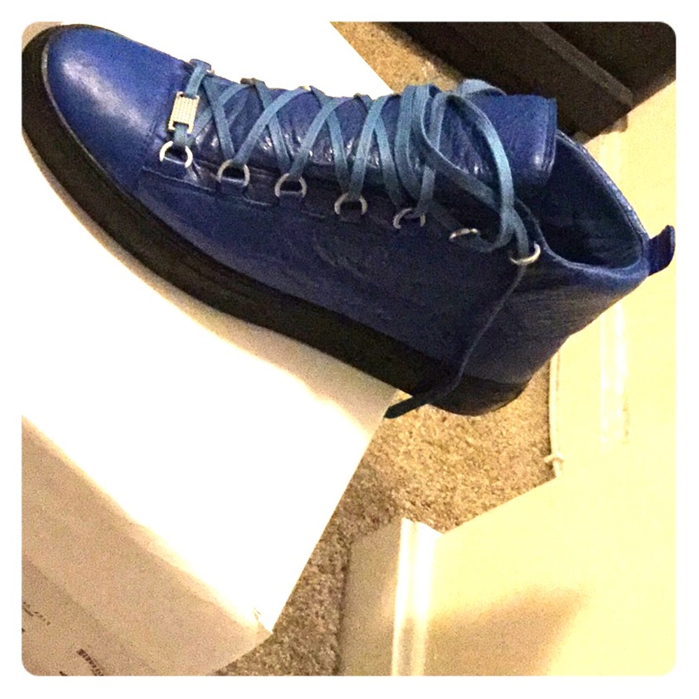 Men’s authentic Balenciaga Arena
